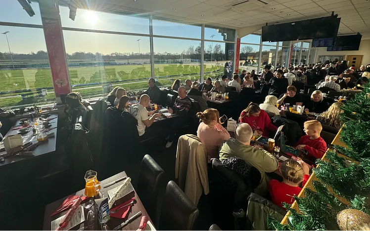 christmas at nottingham greyhounds